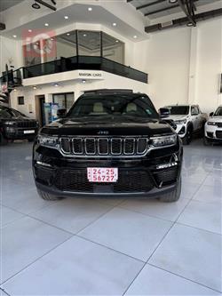 جیپ گراند شیرۆکی